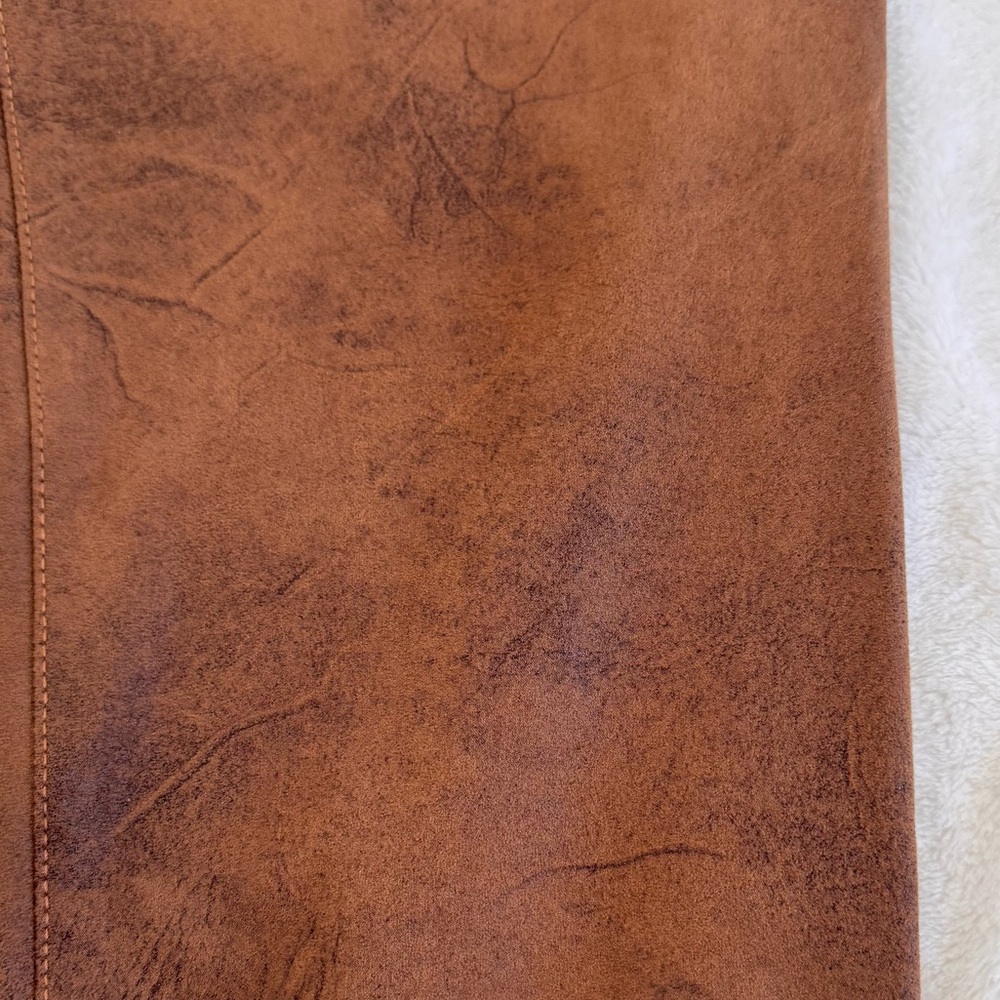 Chico’s Size 6 ( 0.5) Brown/tan faux leather 5 pocket pants. Like new condition - Picture 2 of 12